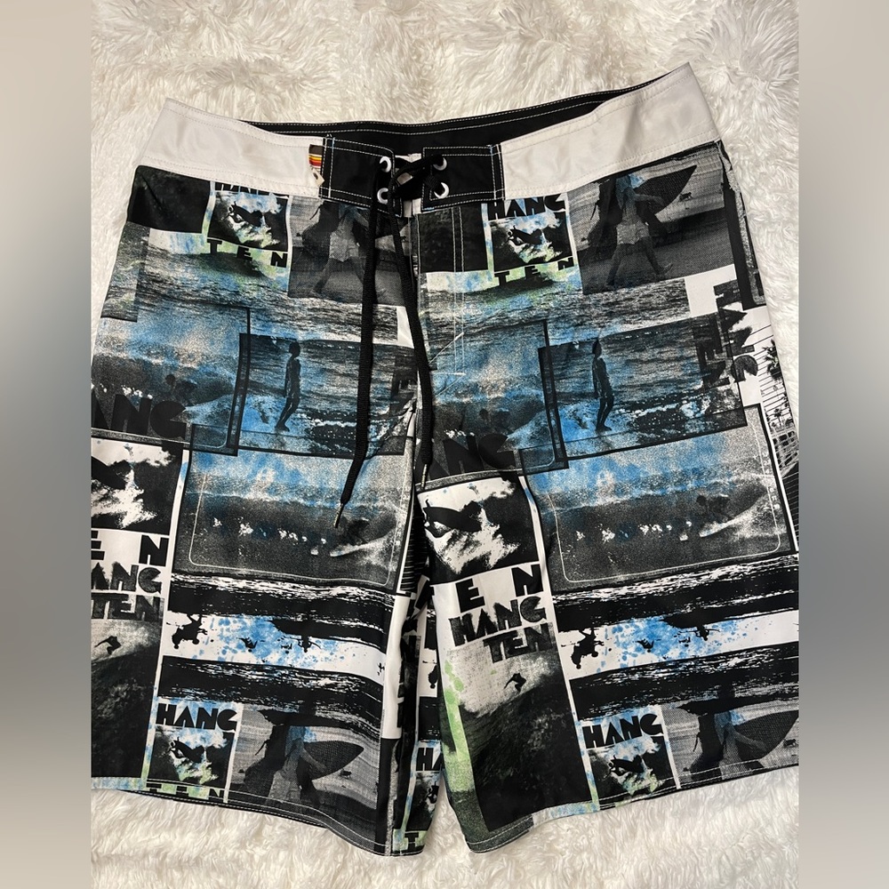 Hang Ten men’s board shorts. Size 34. Excellent used condition .